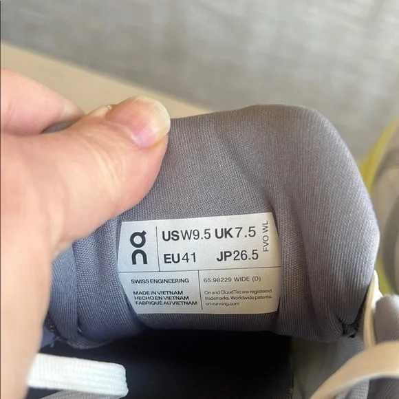 On Running Gray and Lime Sneakers - Picture 5 of 10